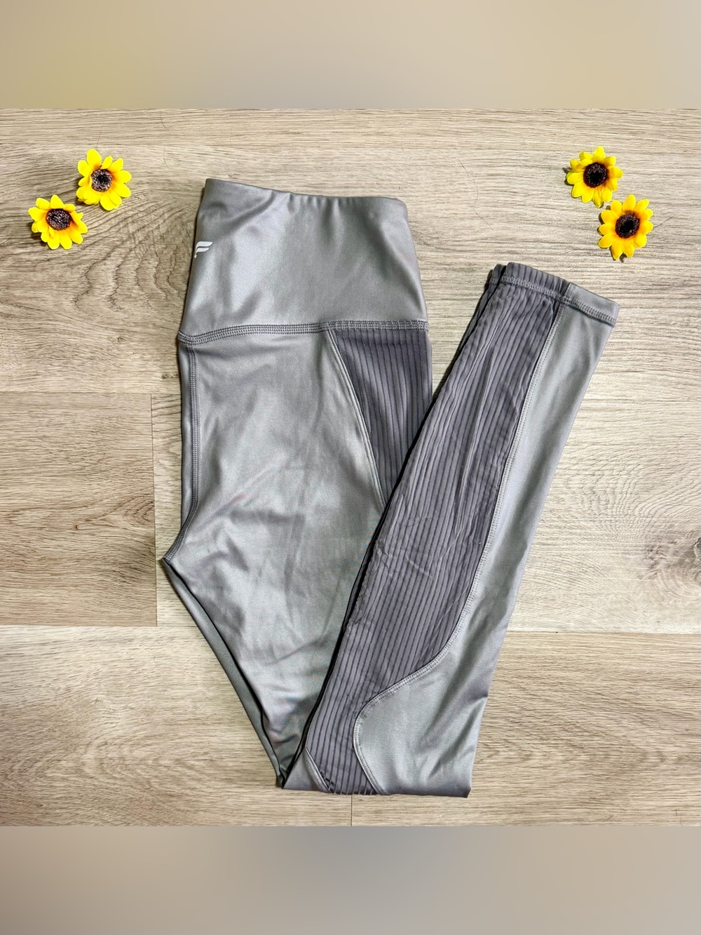 [BOGO 50% Off] Fabletics Motion365+ Contour High-Waisted Leggings Grey Shine